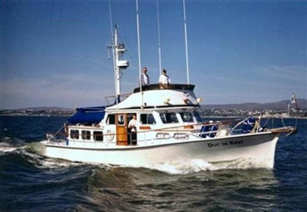 Custom Cape Island Trawler 43