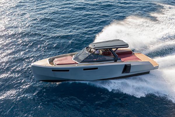 Evo Yachts R4 WA