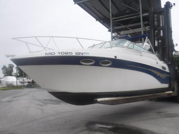 2000 Crownline 242 CR