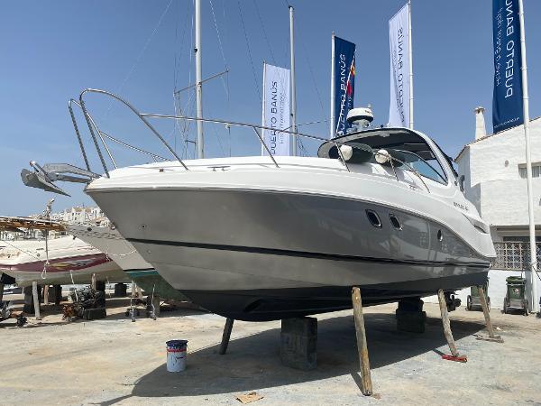 2014 Rinker 310 Express Cruiser