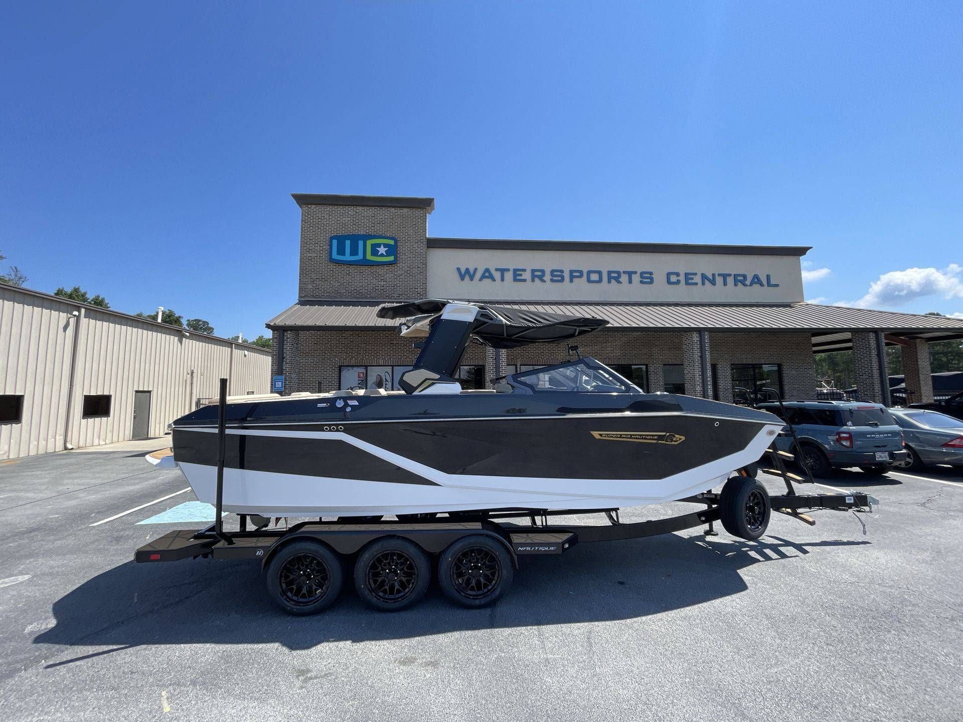 2026 Nautique G23