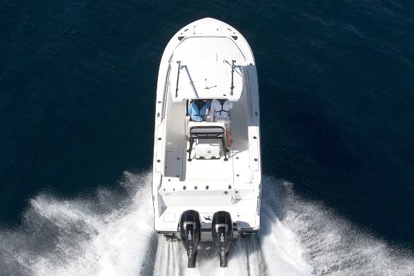 Blackfin 252 CC Manufacturer Provided Image