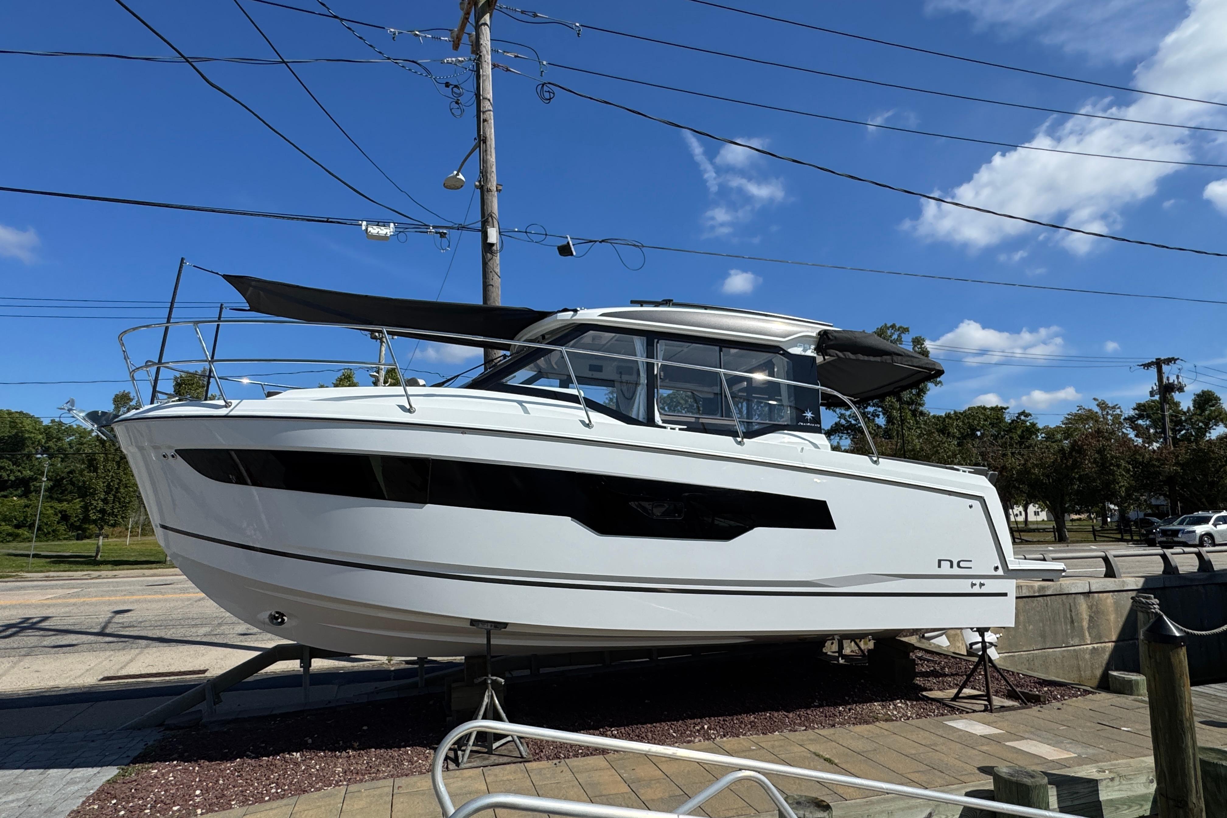 2026 Jeanneau NC 895 Series 2