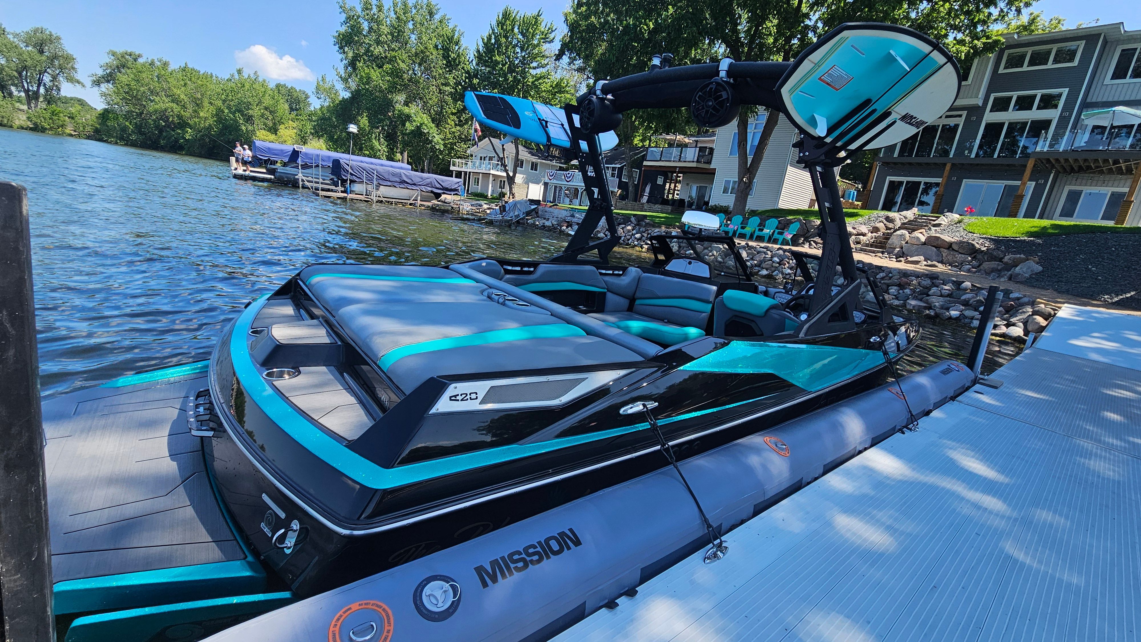 2019 Axis A20