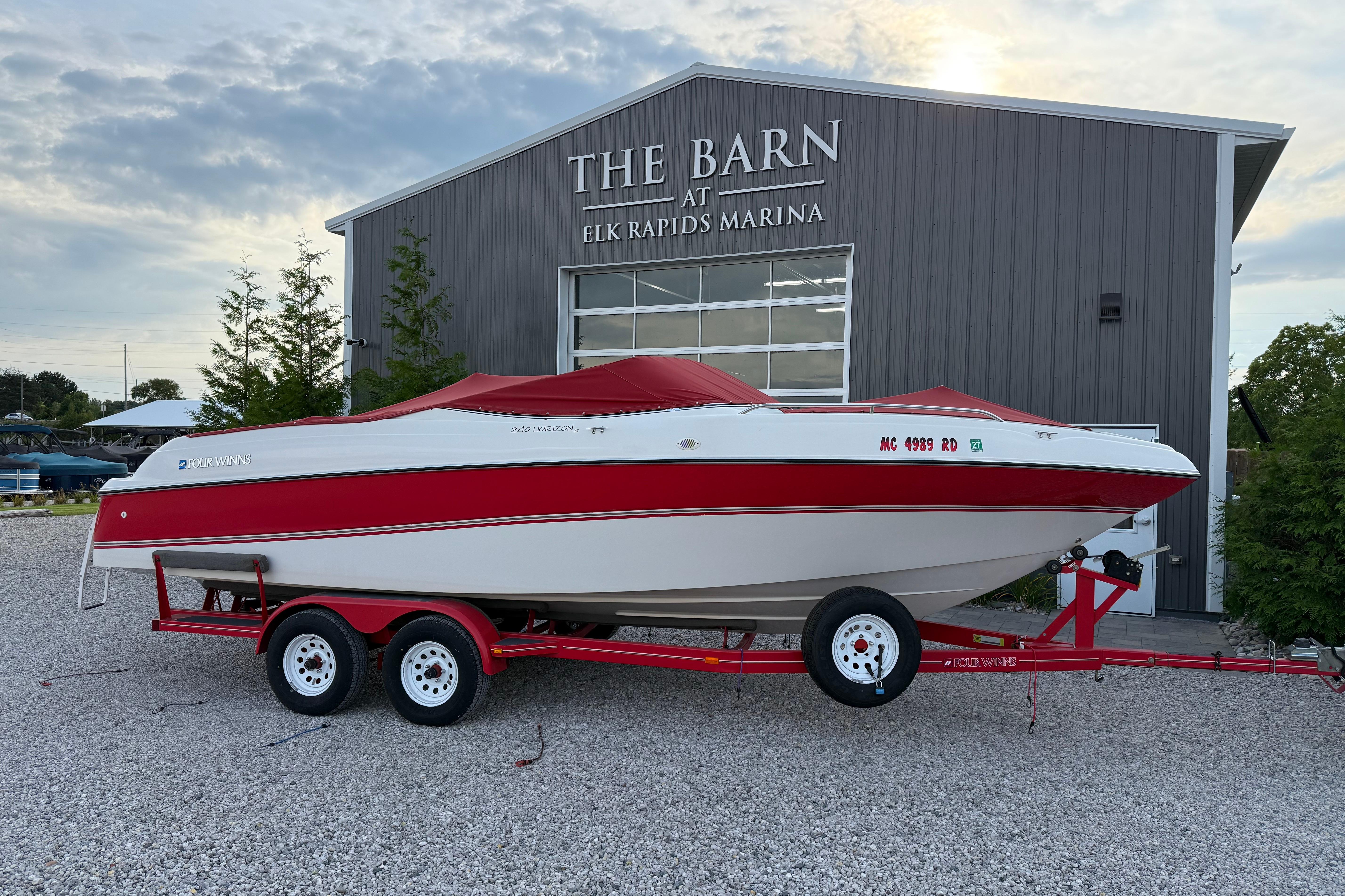 1996 Four Winns 240 Horizon
