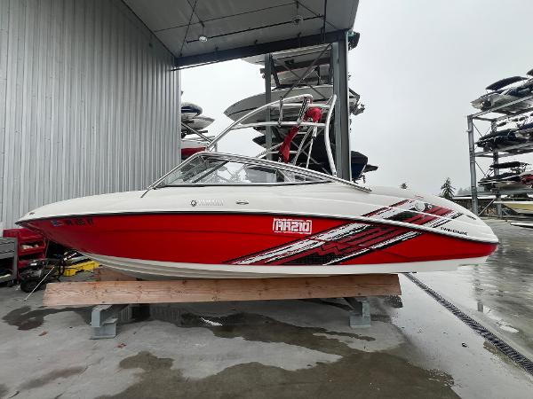 2008 Yamaha Boats AR210