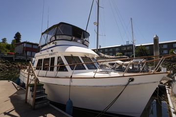 1986 Ocean Alexander 40 Double Cabin