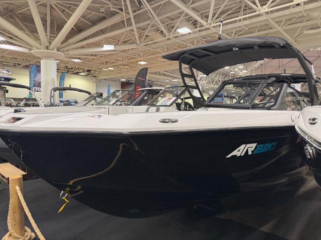 Yamaha Boats AR220