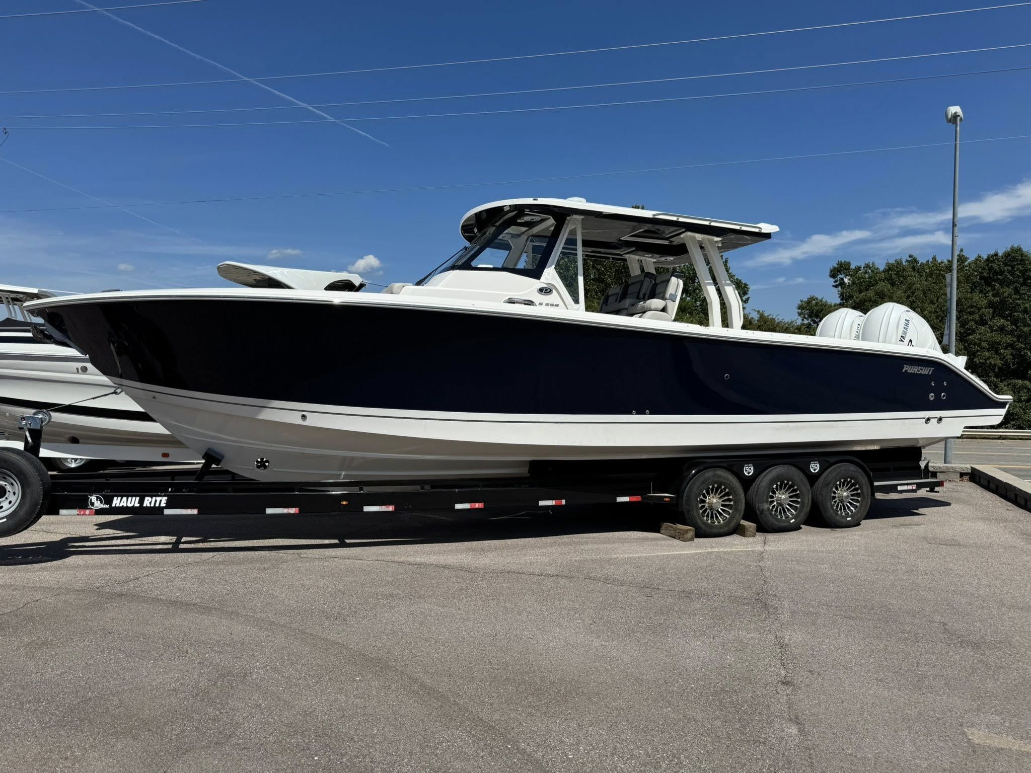 2026 Pursuit S 358 Sport