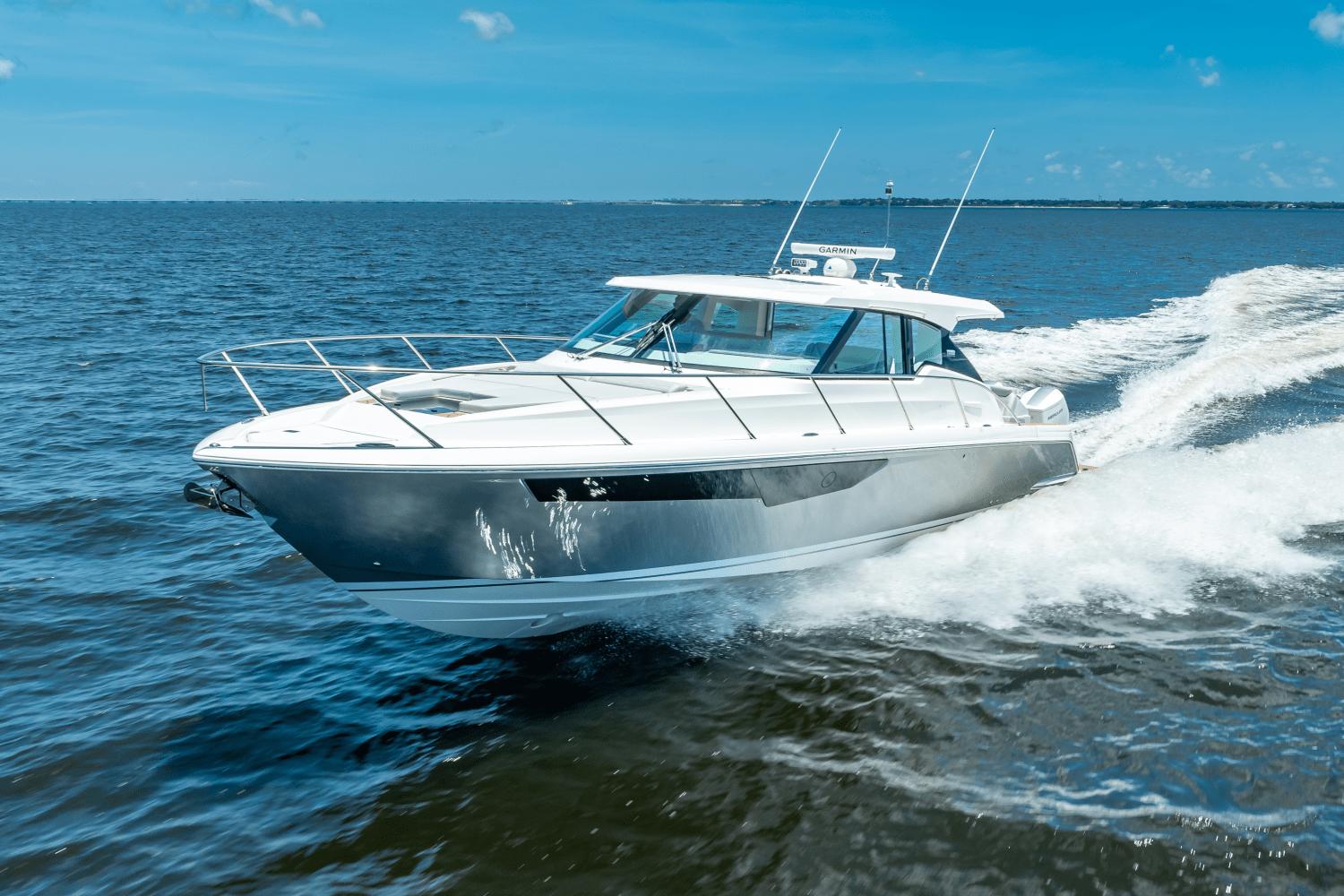 2022 Tiara Yachts 43LE