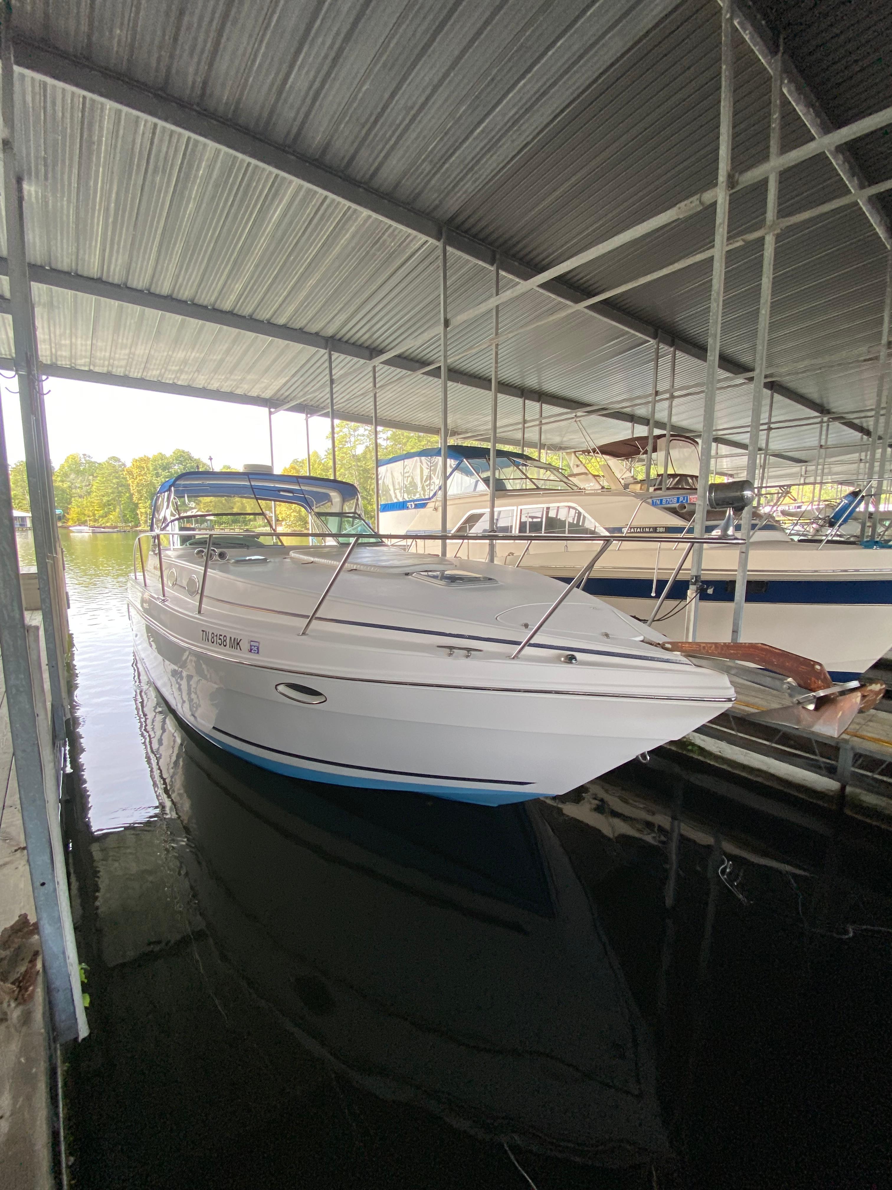 Rinker 340 Fiesta Vee