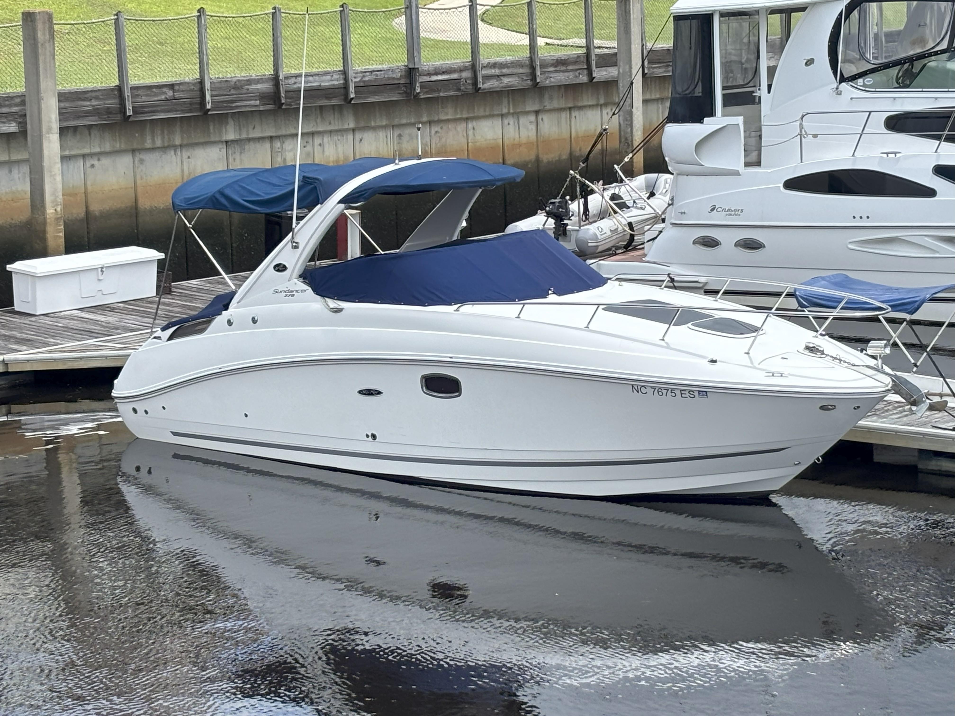 2009 Sea Ray 270 Sundancer