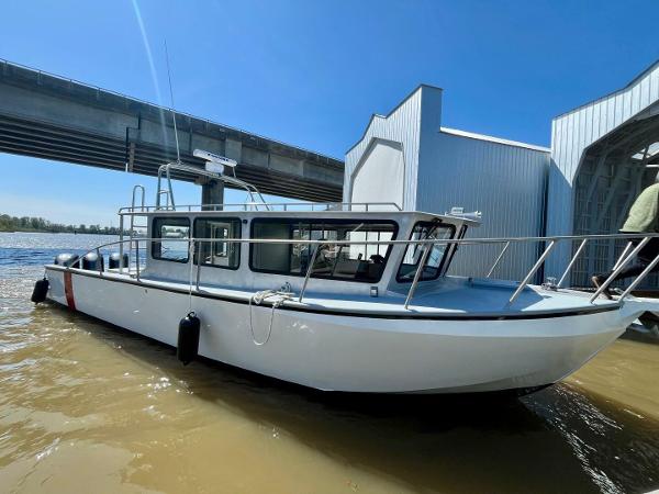 Custom Rebuilt Dive Boat/Offshore