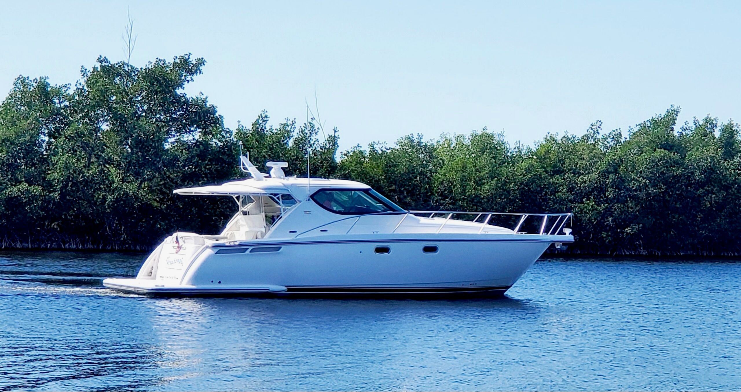 2011 Tiara Yachts 4300 Sovran