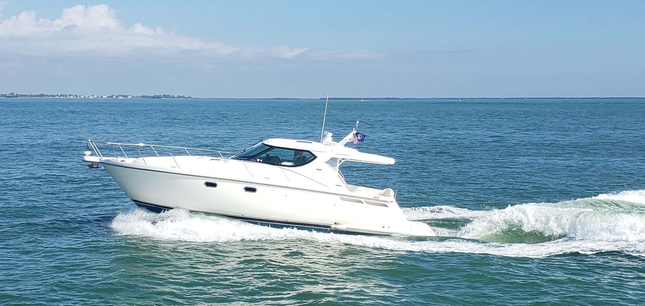2011 Tiara Yachts 4300 Sovran