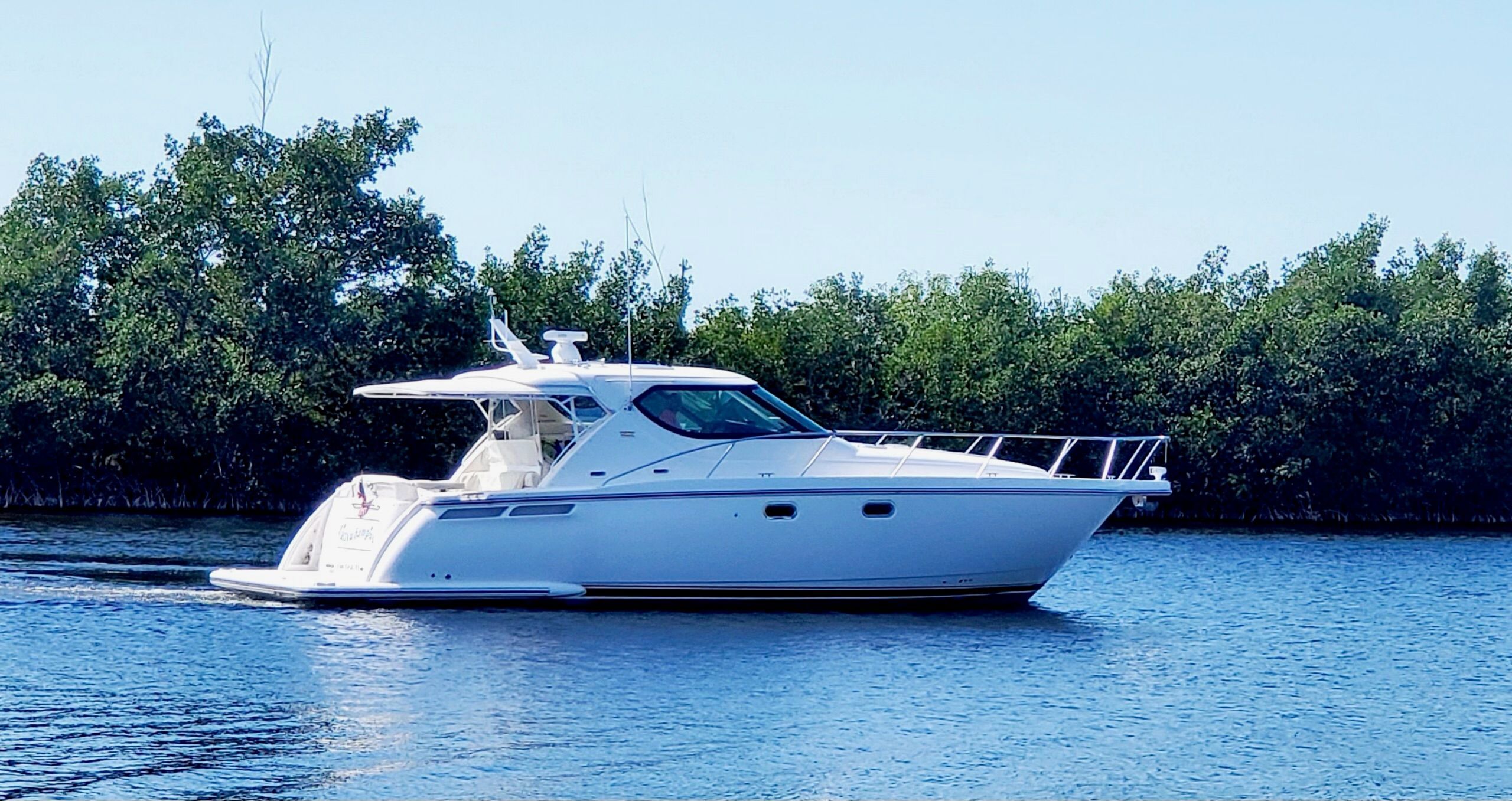 2011 Tiara Yachts 4300 Sovran