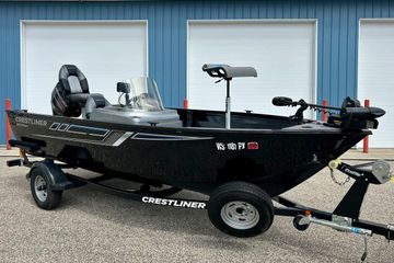 2018 Crestliner CVN16