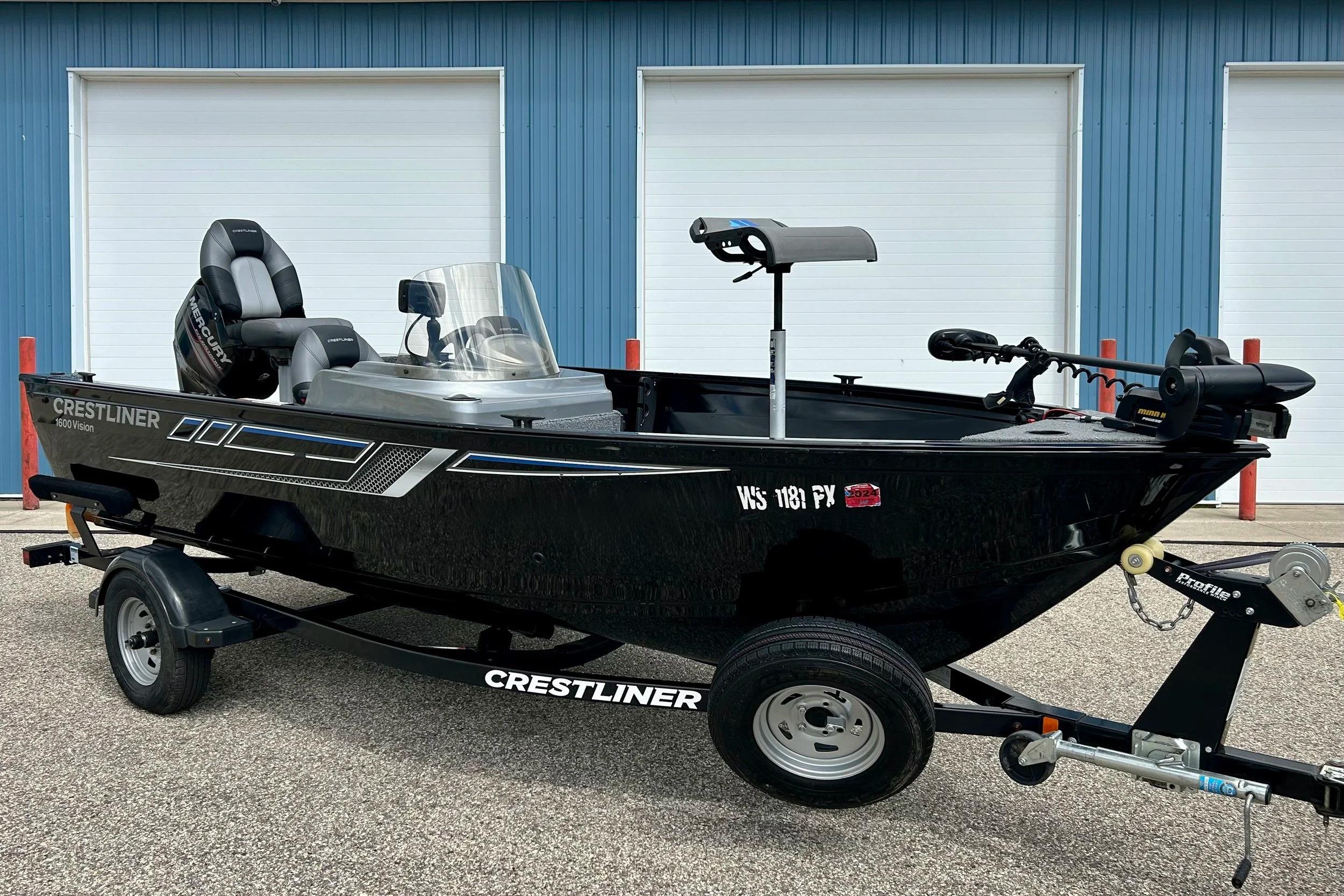 2018 Crestliner CVN16