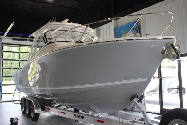 2024 Albemarle 30 Express