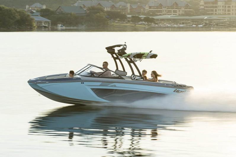 Tige Boat image