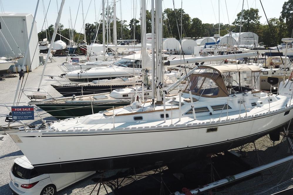 1995 Hylas 46