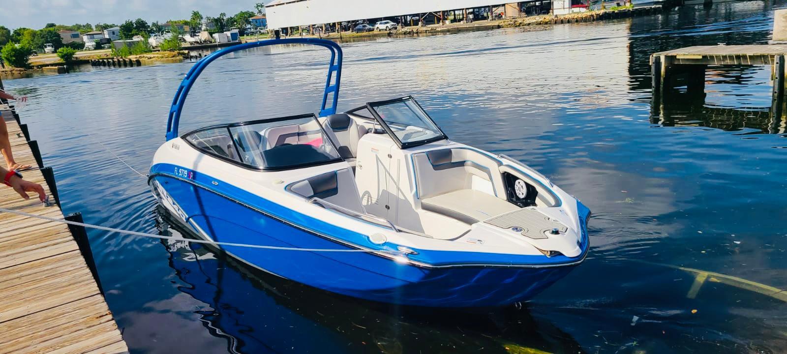 2020 Yamaha Boats AR240