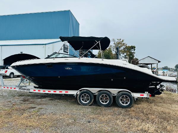 2021 Sea Ray 270 SDX