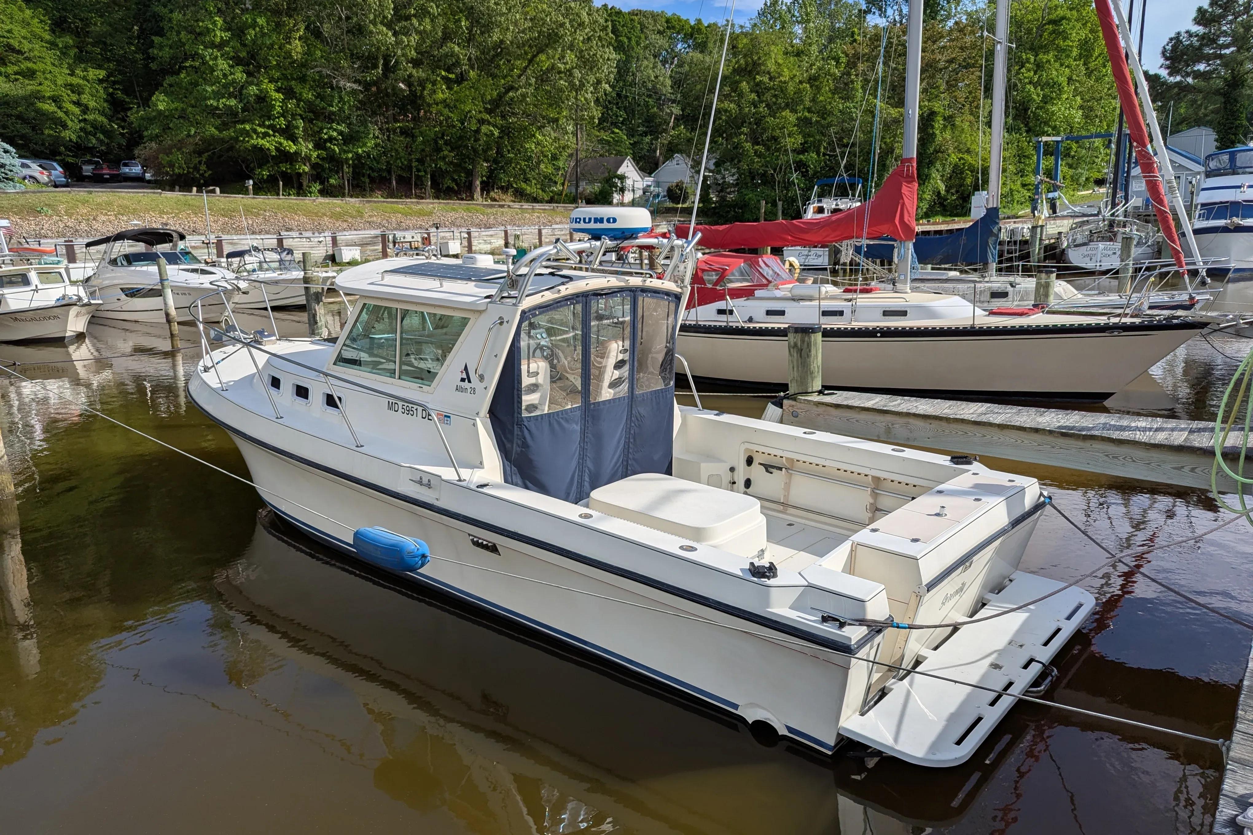 1999 Albin 28 Tournament Express
