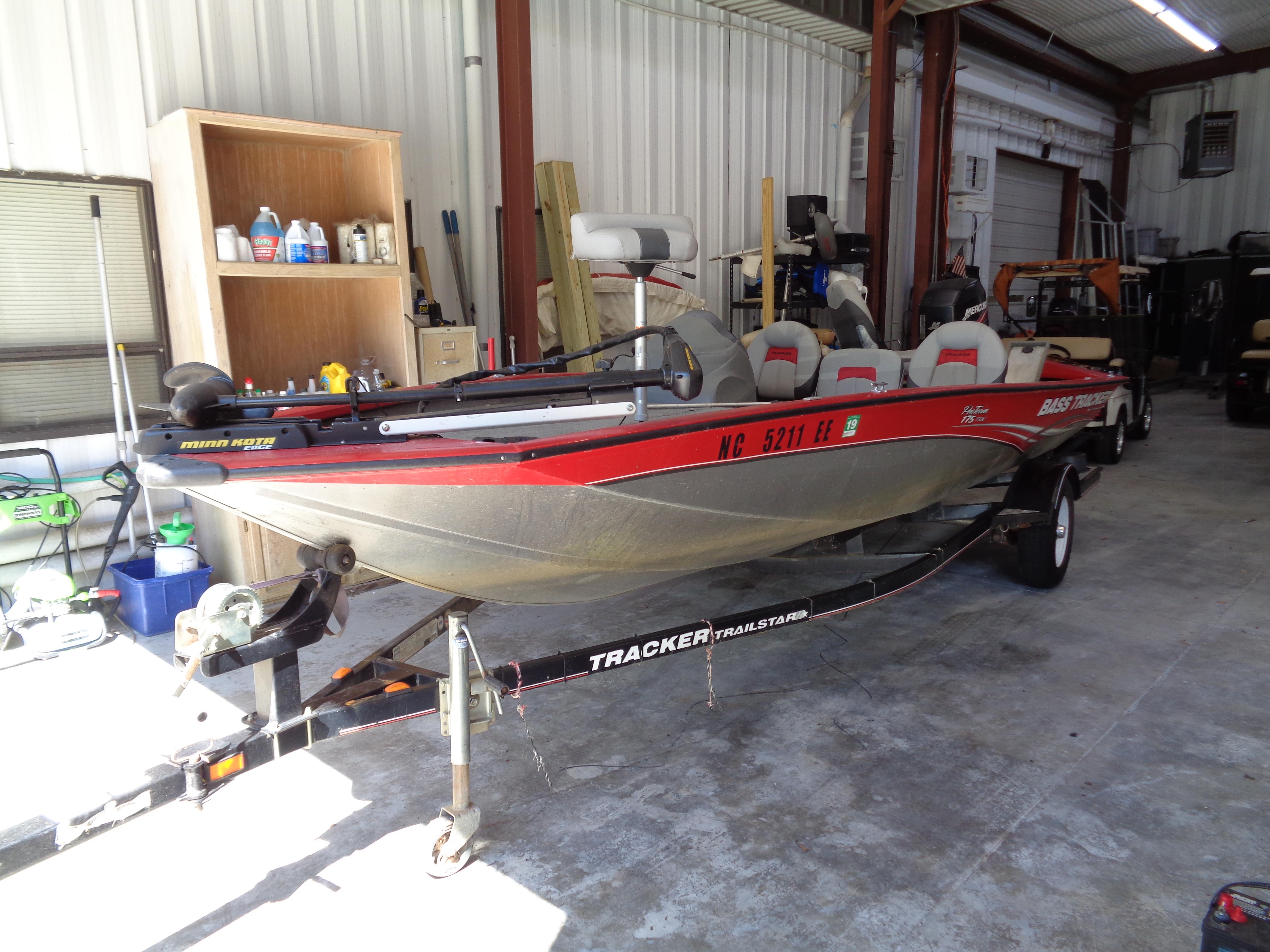 2008 Bass Tracker PT175