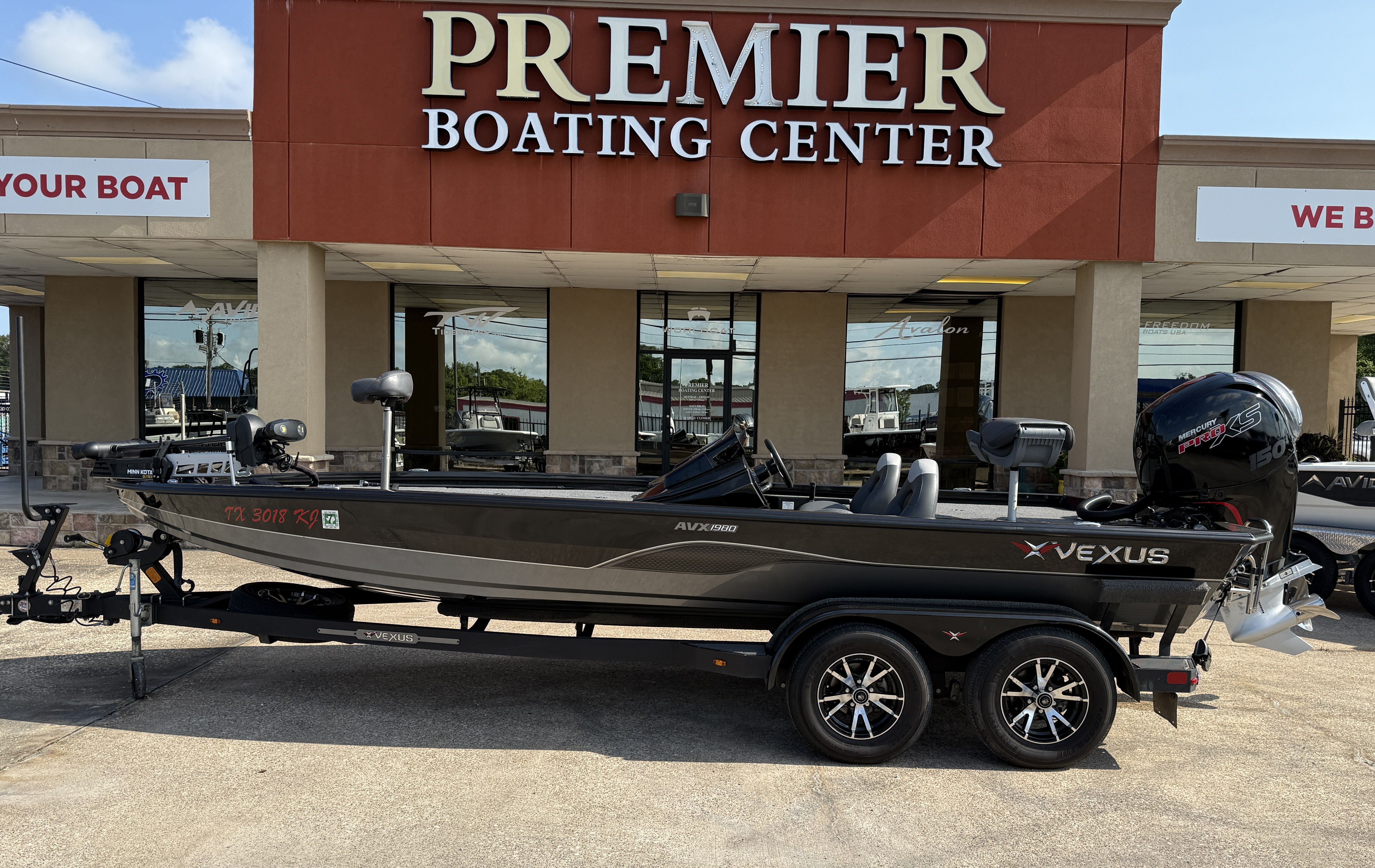 Vexus AVX 1980 2021 Vexus AVX 1980 boat at Premier Boating Center.