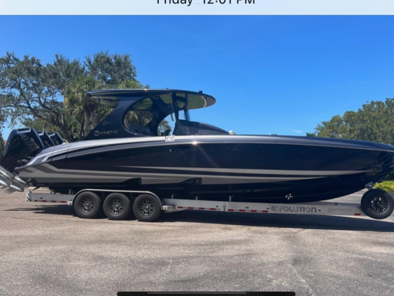 2024 Mystic Powerboats M3800