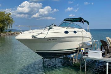 2000 Sea Ray 240 Sundancer