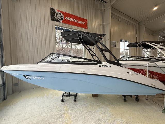 Yamaha Boats AR190