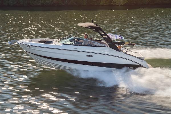 2025 Sea Ray SLX 260 Surf