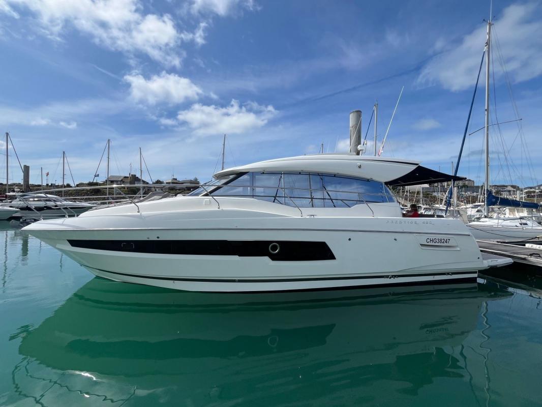 2022 Prestige 460S