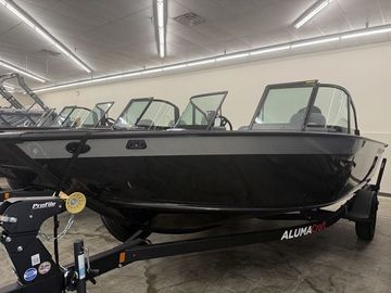 2025 Alumacraft Trophy 185X Sport