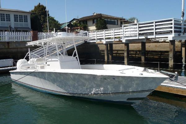 2004 Jupiter Open Center Console