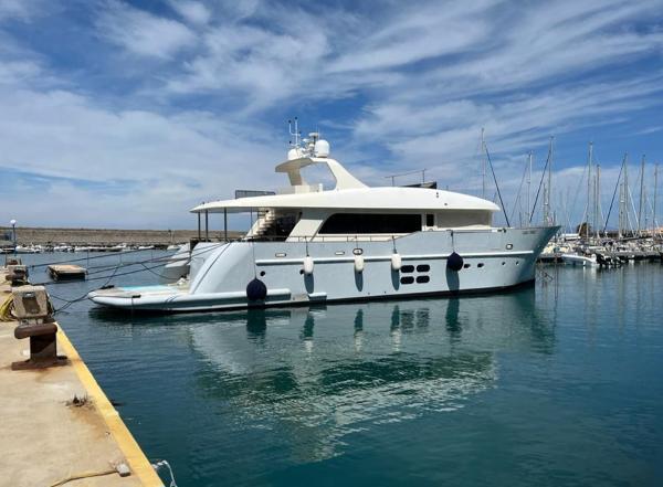 2011 Custom C.boat 27 SC
