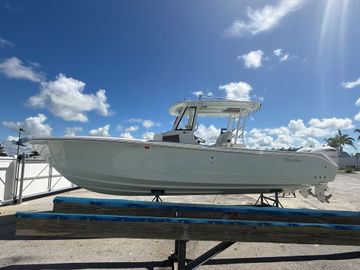2023 Edgewater 325 CC
