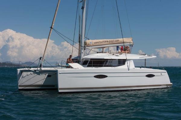 Fountaine Pajot Helia 44 Manufacturer Provided Image: Fountaine Pajot Helia 44 Side View