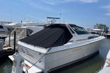 1989 Sea Ray 390 Express Cruiser