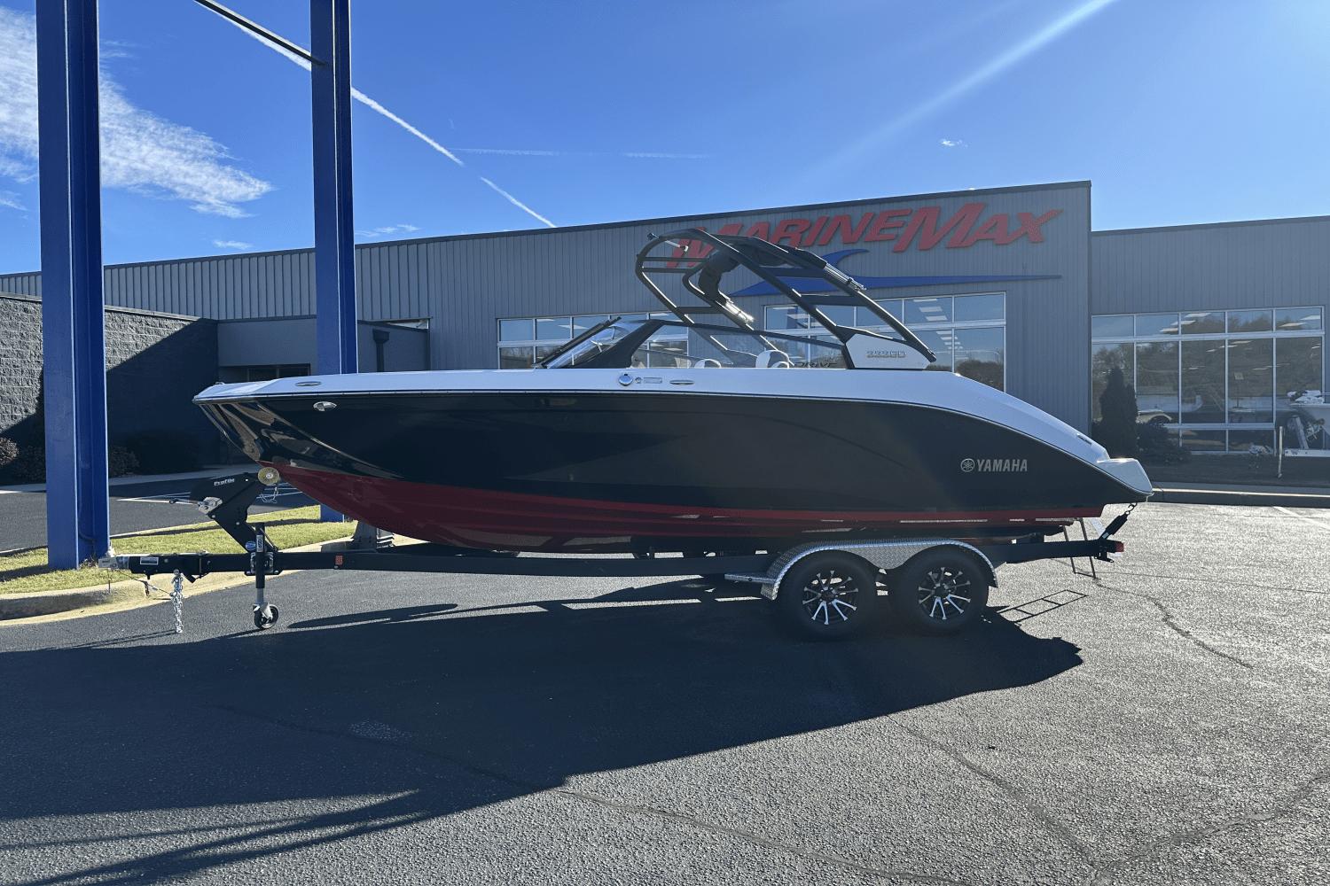 2025 Yamaha Boats 222SD