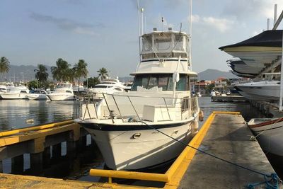 Hatteras 43 Motoryacht