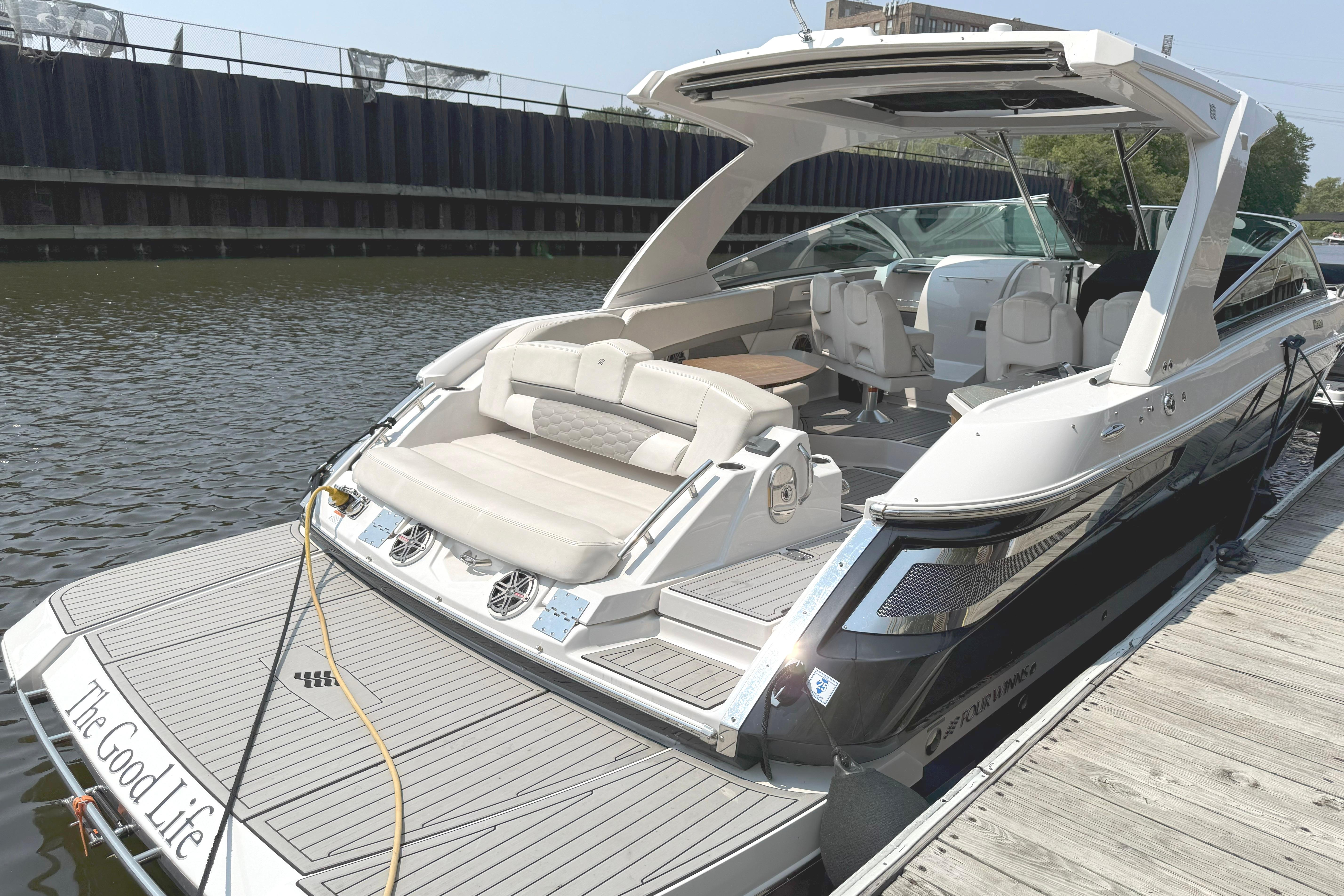 2019 Four Winns H350