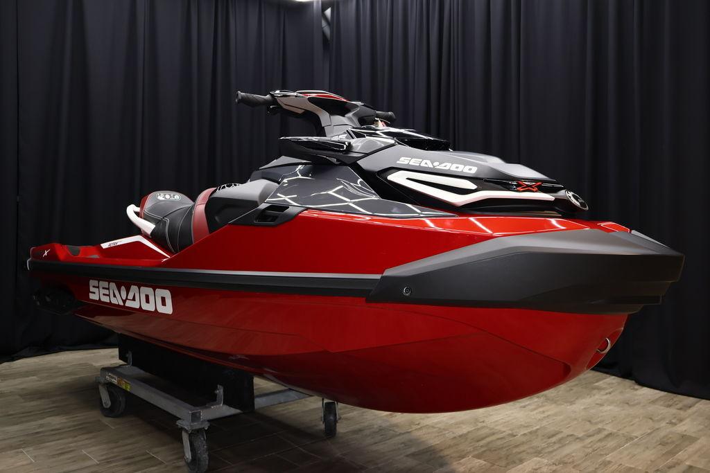 2024 Sea-Doo RXT®-X® 325 Fiery Red Premium, Fort Lauderdale Estados ...