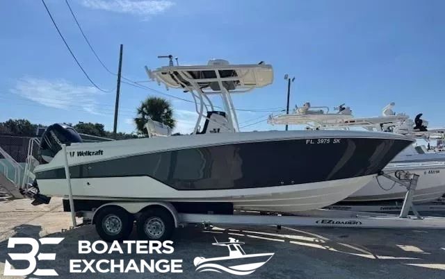 2018 Wellcraft 242 Fisherman