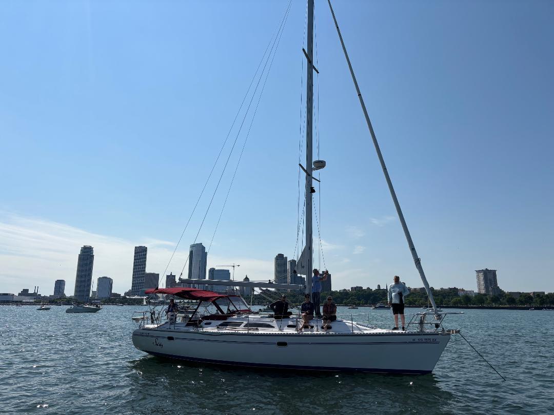 Catalina 400 MkII Sailboat Catalina 400 MkII (2001) on water with city skyline in background.