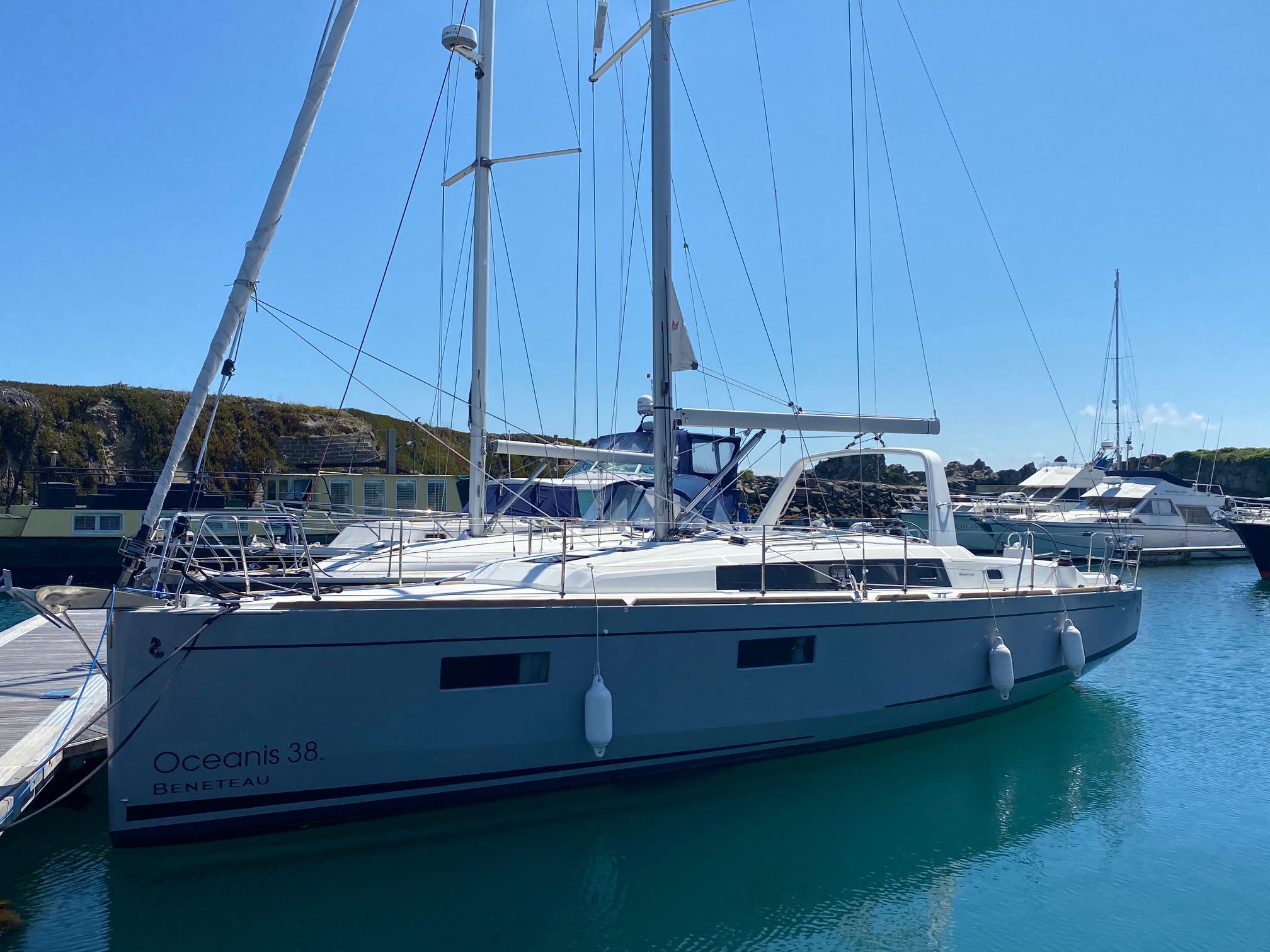 yachts for sale guernsey