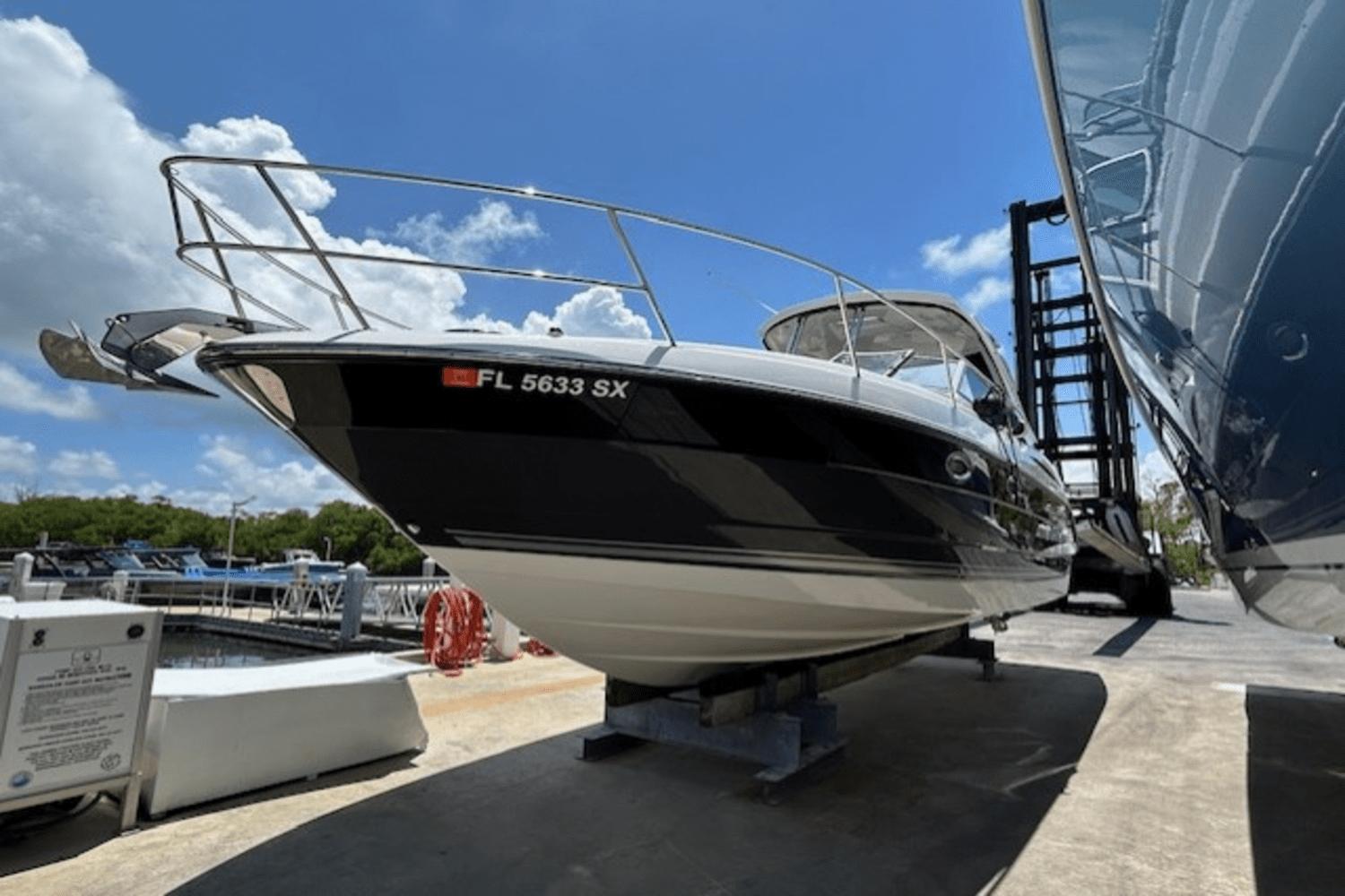 2021 Monterey 335 Sport Yacht