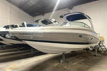2023 Crownline 270 SS